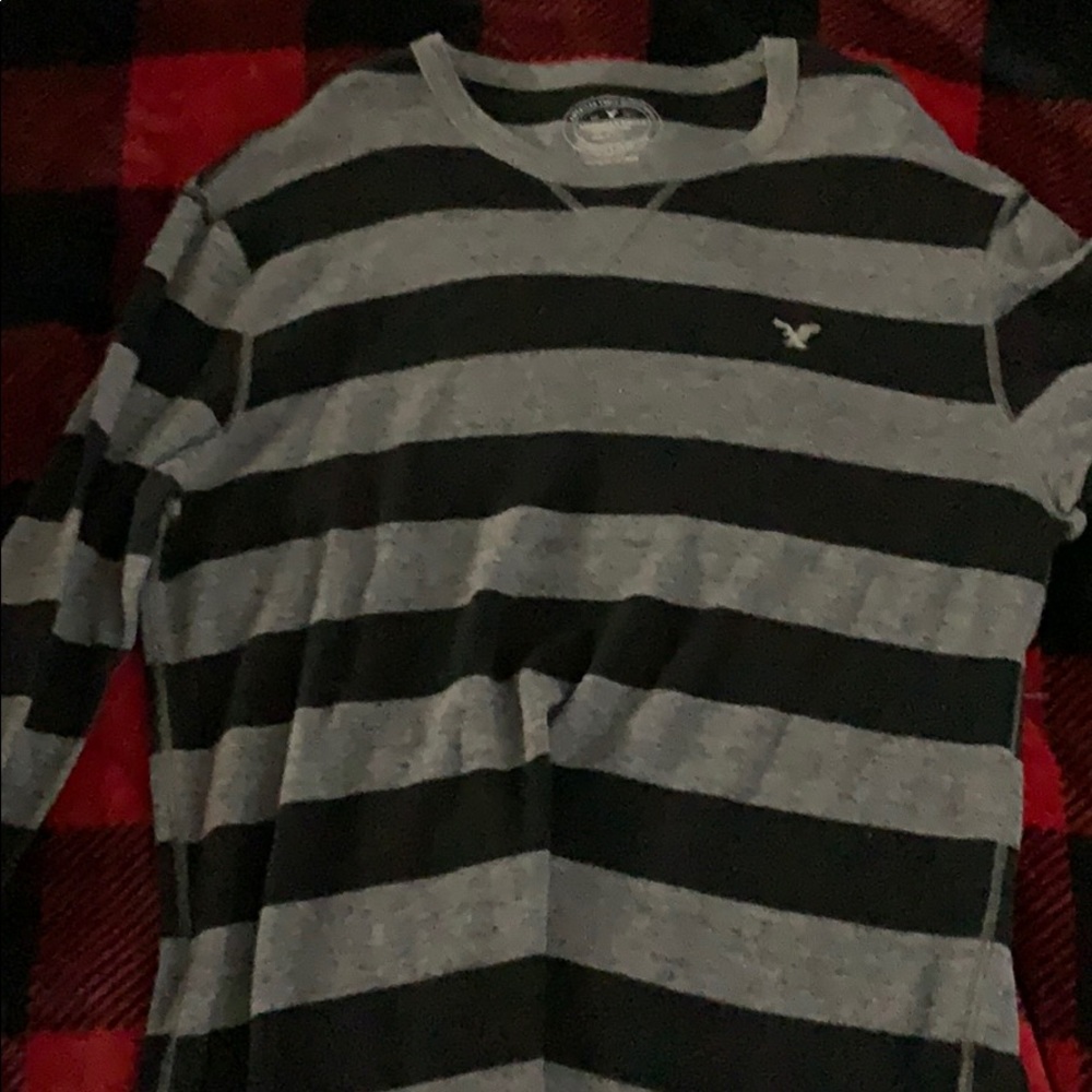 American Eagle long sleeve